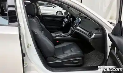 Honda Accord 2019 2.0 автомат (гидро), миниатюра 11