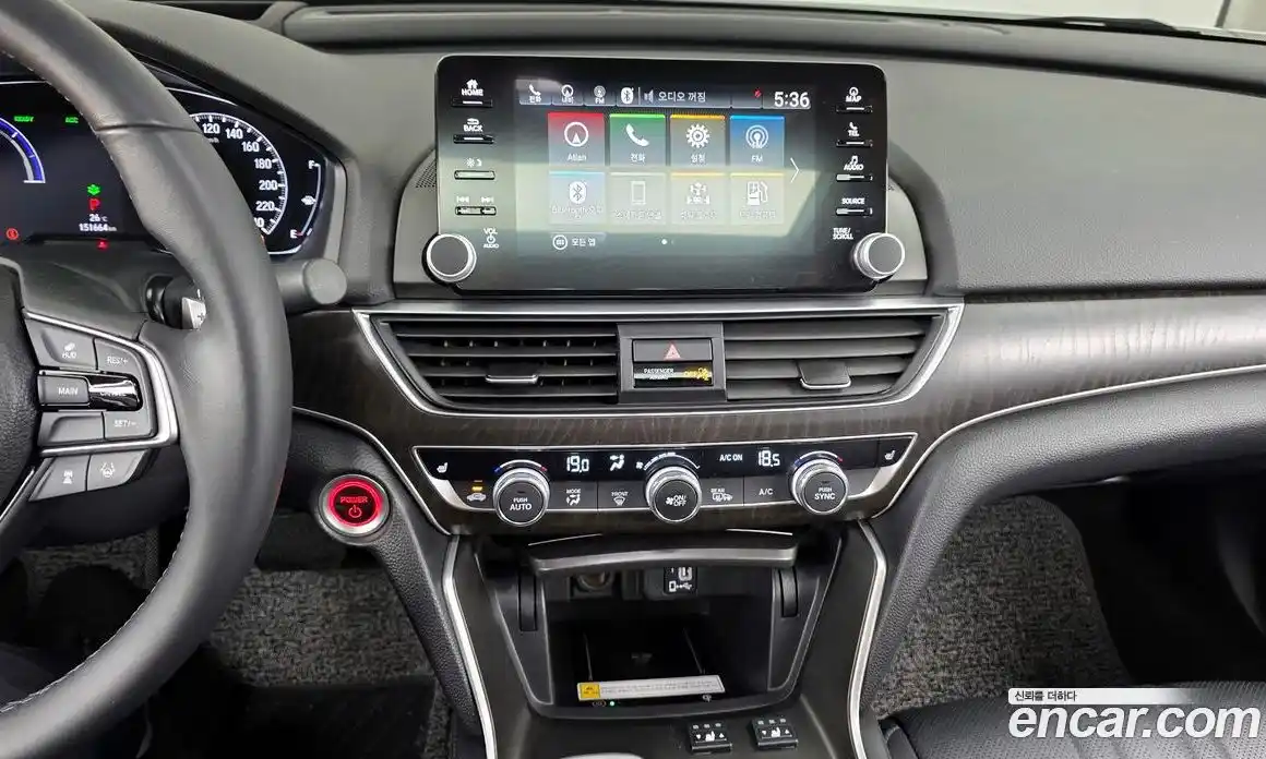 Honda Accord 2019 2.0 автомат (гидро), фото 14