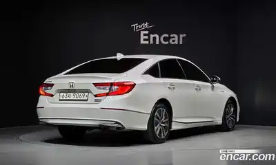Honda Accord 2019 2.0 автомат (гидро), миниатюра 2