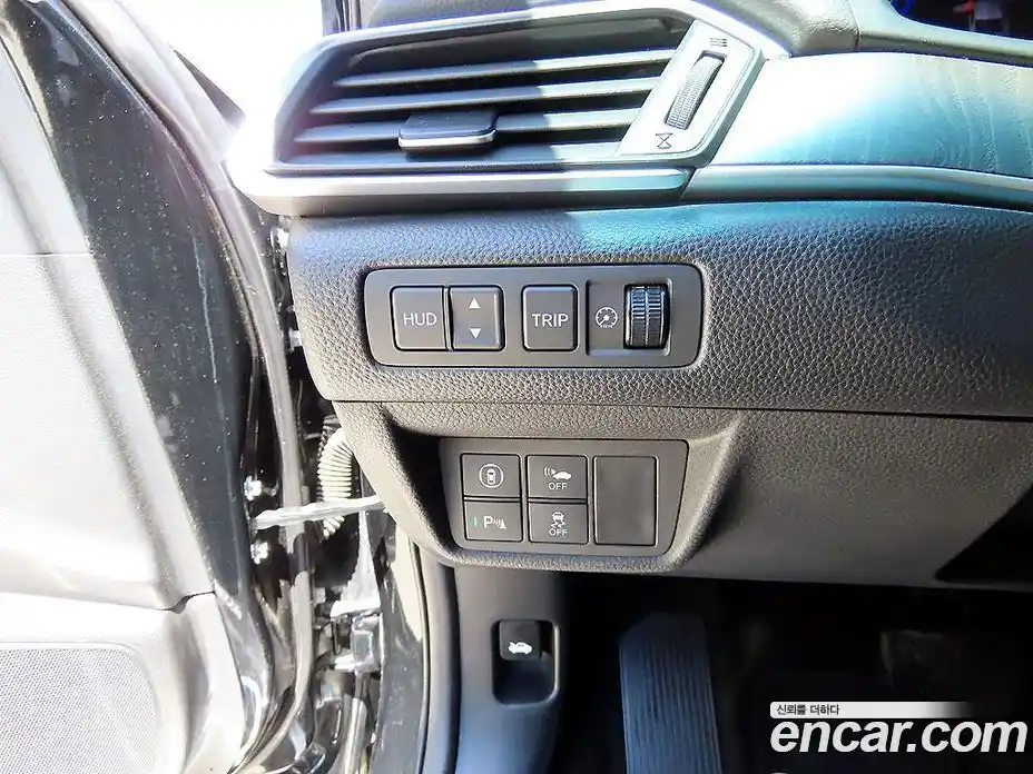 Honda Accord 2019 2.0 автомат (гидро), фото 13