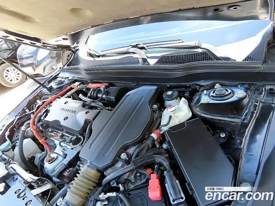 Honda Accord 2019 2.0 автомат (гидро), фото 19