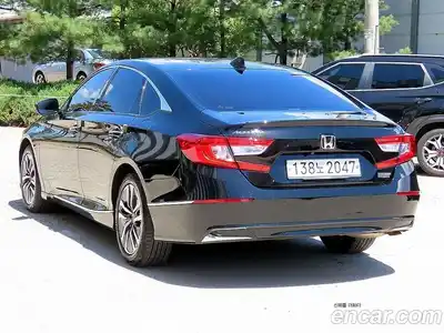 Honda Accord 2019 2.0 автомат (гидро), миниатюра 3