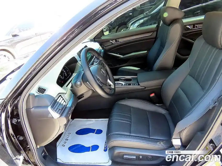 Honda Accord 2019 2.0 автомат (гидро), фото 5