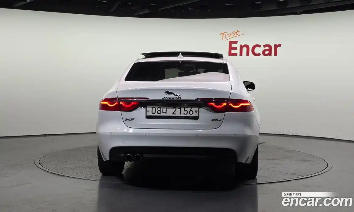 Jaguar XF 2018 2.0 гидро, фото 4