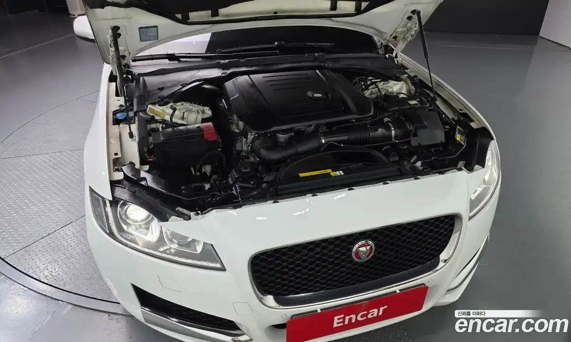 Jaguar XF 2018 2.0 гидро, фото 6