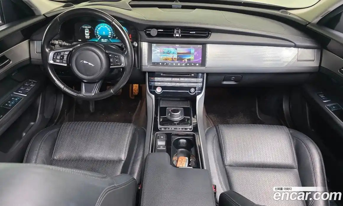 Jaguar XF 2018 2.0 гидро, фото 7