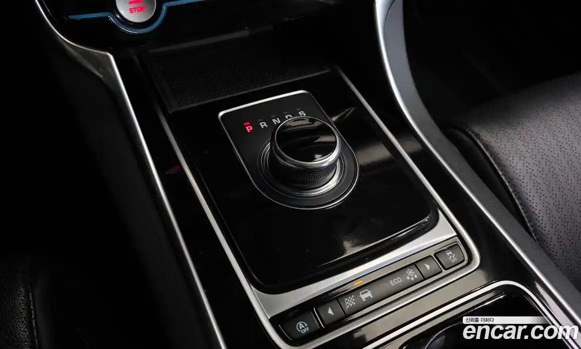 Jaguar XF 2018 2.0 гидро, фото 9