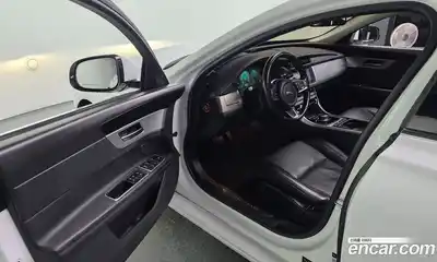 Jaguar XF 2018 2.0 гидро, миниатюра 10