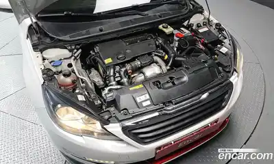 Peugeot 308 2016 1.6 автомат (гидро), миниатюра 6