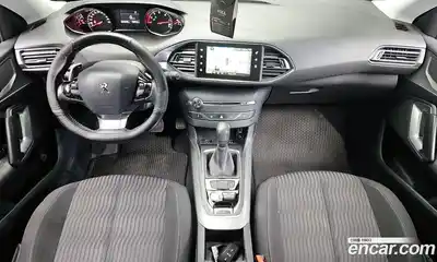 Peugeot 308 2016 1.6 автомат (гидро), миниатюра 7