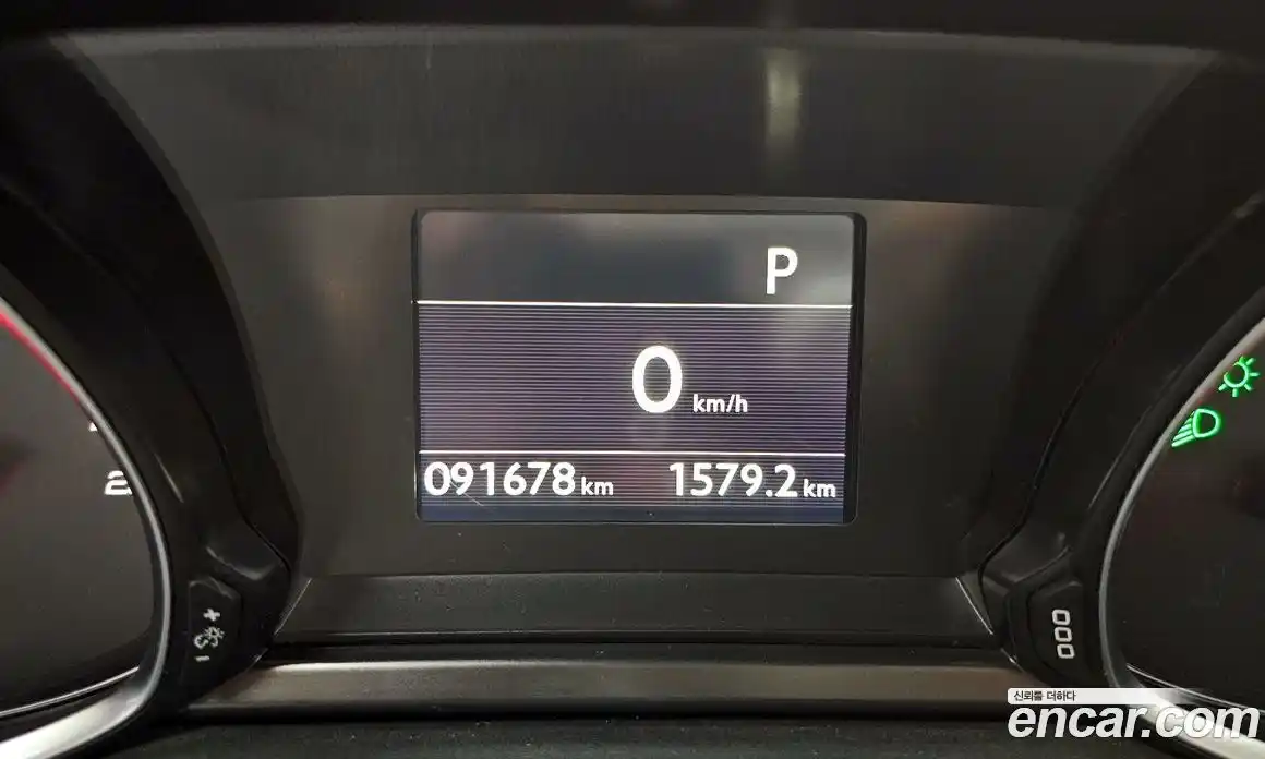 Peugeot 308 2016 1.6 автомат (гидро), фото 8