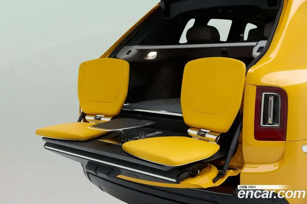 Rolls-Royce Cullinan 2024 6.7 гидро, фото 16