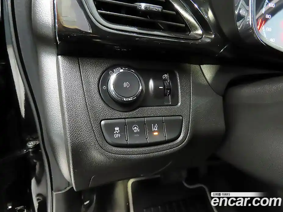 Chevrolet Spark 2016 1.0 автомат (гидро), фото 8