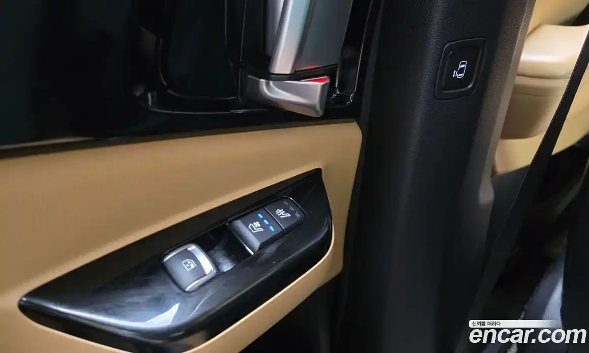 Kia Carnival 2021 2.2 автомат (гидро), фото 16