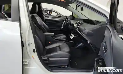 Toyota Prius 2017 1.8 гидро, миниатюра 11