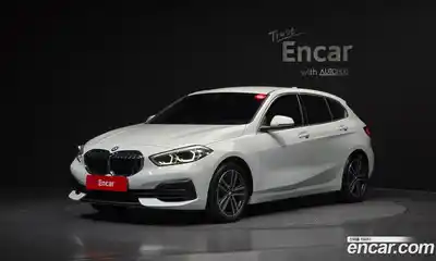 BMW 1 серия, 2022, 13 624 км