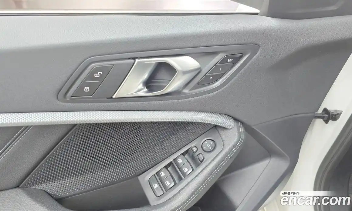 BMW 1 серия 2022 2.0 автомат (гидро), фото 18