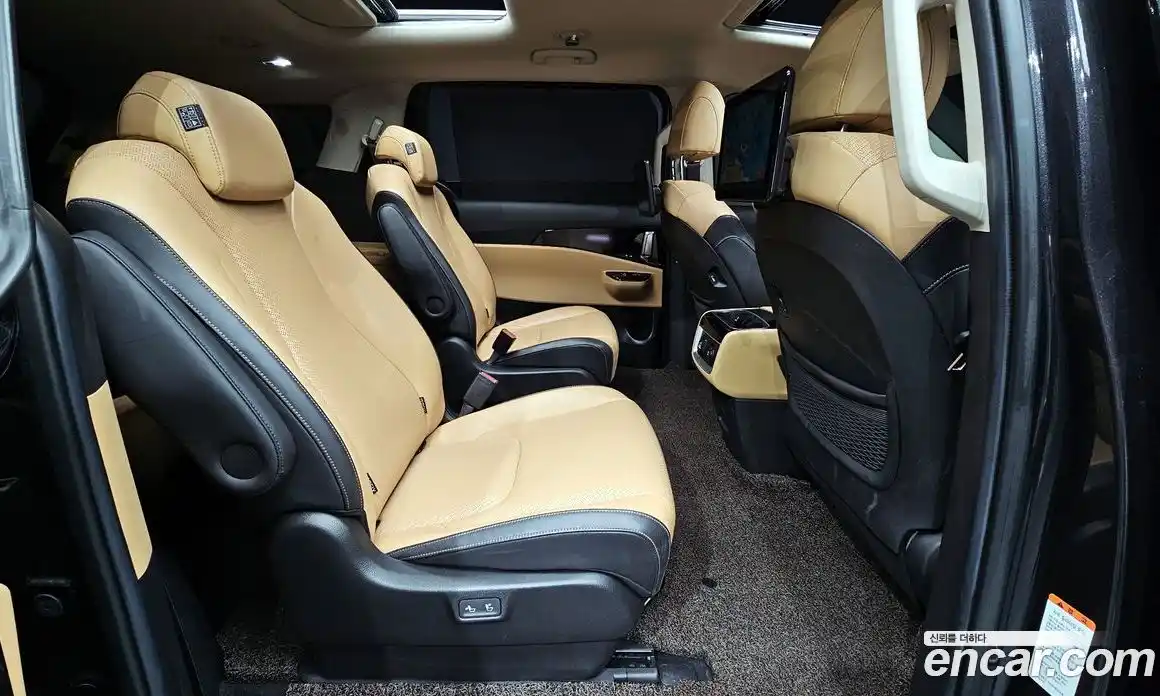 Kia Carnival 2020 2.2 автомат (гидро), фото 11