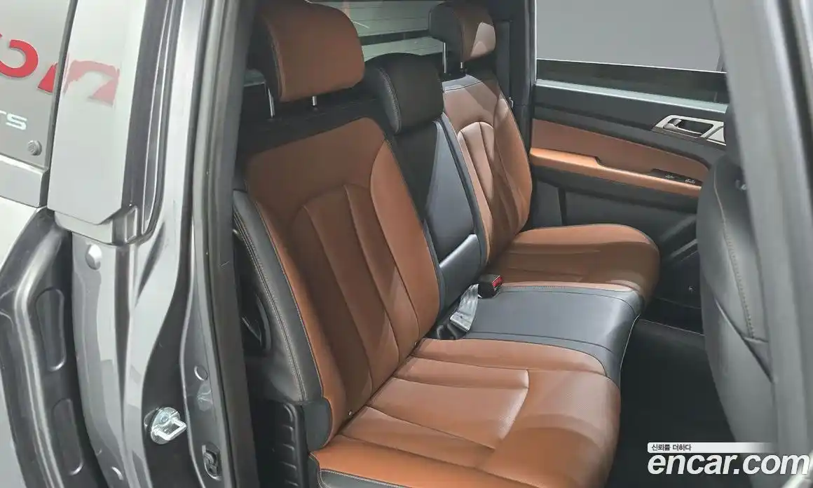SsangYong Rexton 2018 2.2 автомат (гидро), фото 12