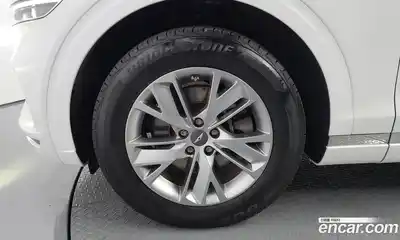Genesis GV70 2023 2.2 автомат (гидро), миниатюра 5
