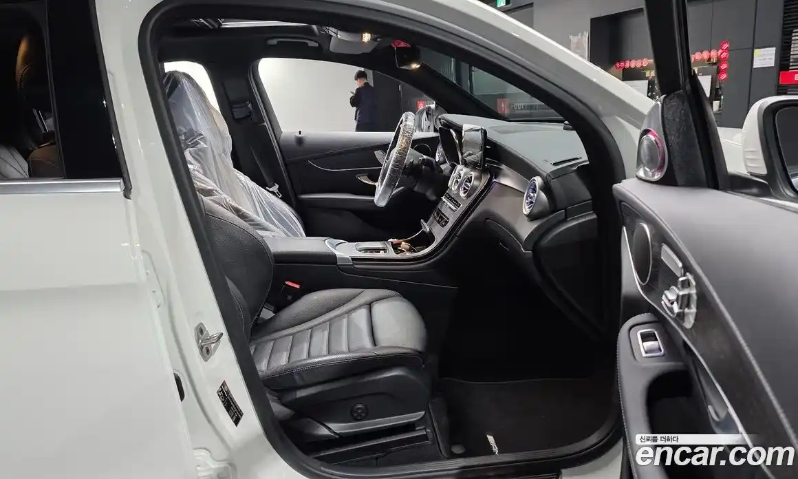 Mercedes-Benz GLC-Class 2023 2.0 автомат (гидро), фото 16
