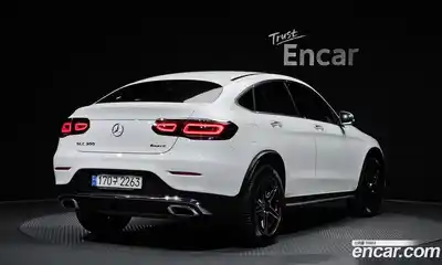 Mercedes-Benz GLC-Class 2023 2.0 автомат (гидро), миниатюра 2
