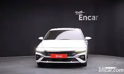 Hyundai Avante 2023 1.6 автомат (гидро), миниатюра 3