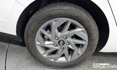 Hyundai Avante 2023 1.6 автомат (гидро), миниатюра 5
