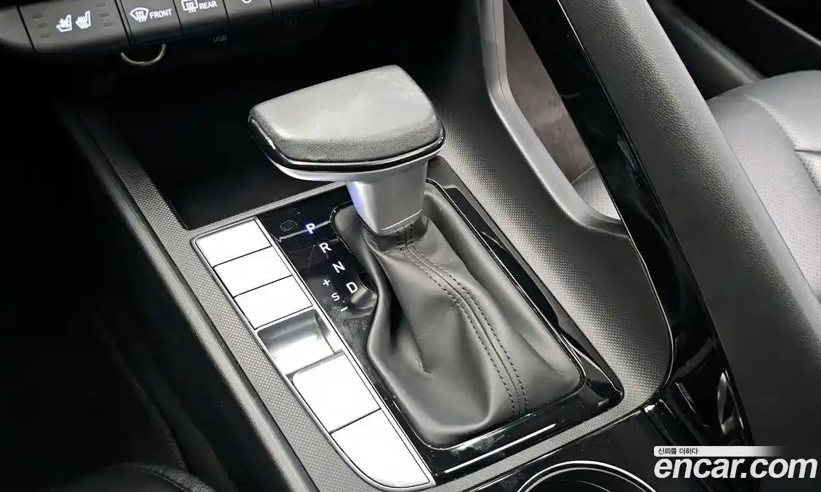 Hyundai Avante 2023 1.6 автомат (гидро), фото 9