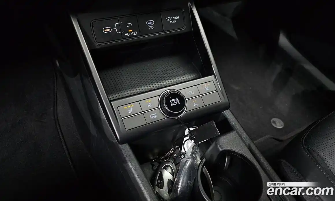 Hyundai Kona 2023 1.6 автомат (гидро), фото 23