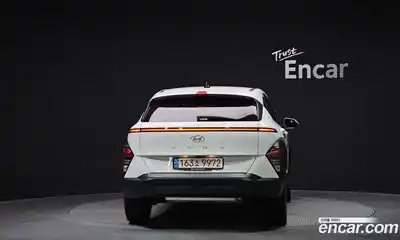 Hyundai Kona 2023 1.6 автомат (гидро), миниатюра 4