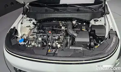 Hyundai Kona 2023 1.6 автомат (гидро), миниатюра 6