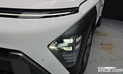 Hyundai Kona 2023 1.6 автомат (гидро), миниатюра 8