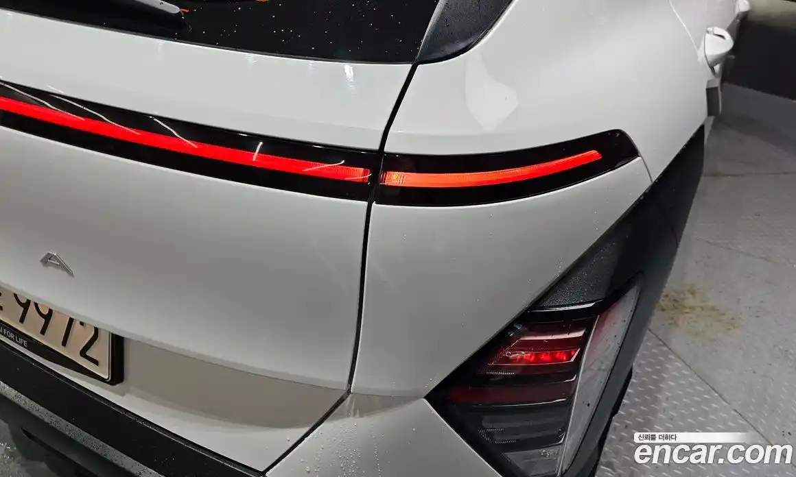 Hyundai Kona 2023 1.6 автомат (гидро), фото 9