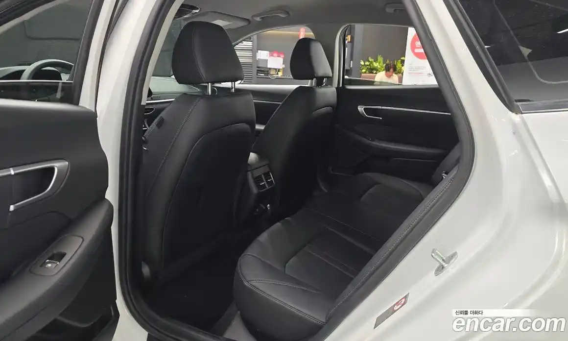 Hyundai Sonata 2021 2.0 автомат (гидро), фото 17