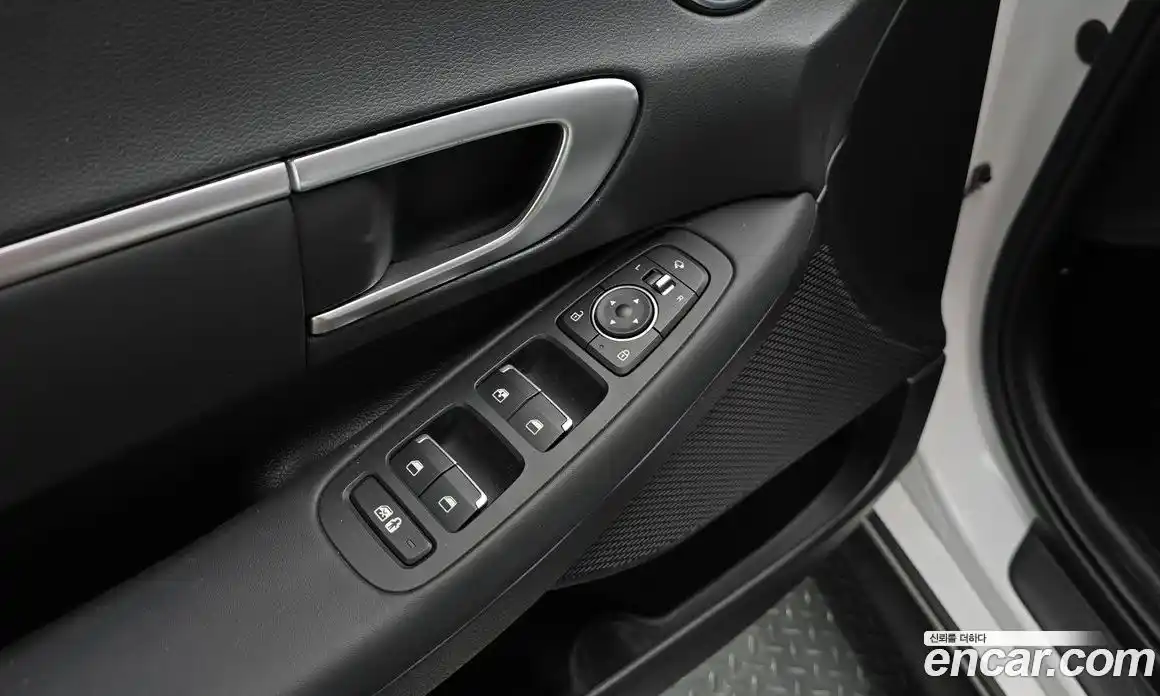 Hyundai Sonata 2021 2.0 автомат (гидро), фото 21