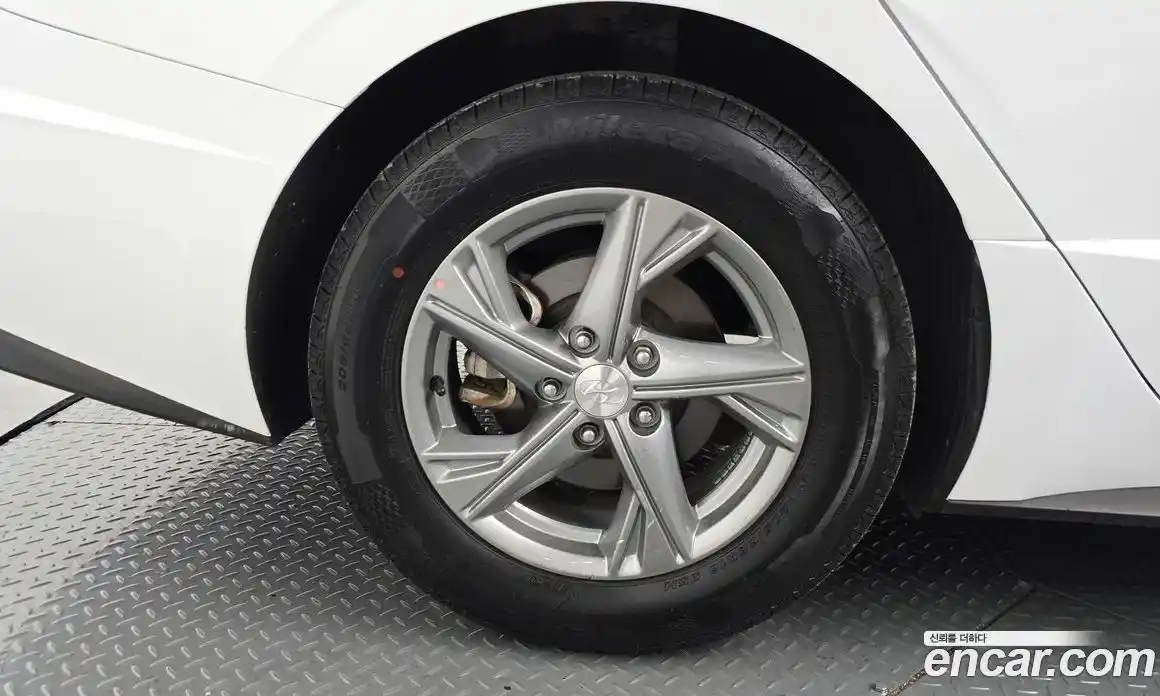 Hyundai Sonata 2021 2.0 автомат (гидро), фото 5
