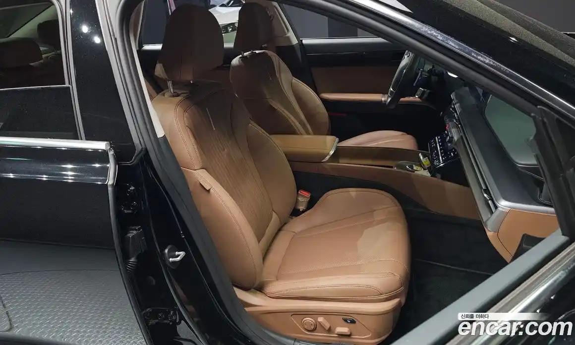 Hyundai Grandeur 2024 1.6 автомат (гидро), фото 11