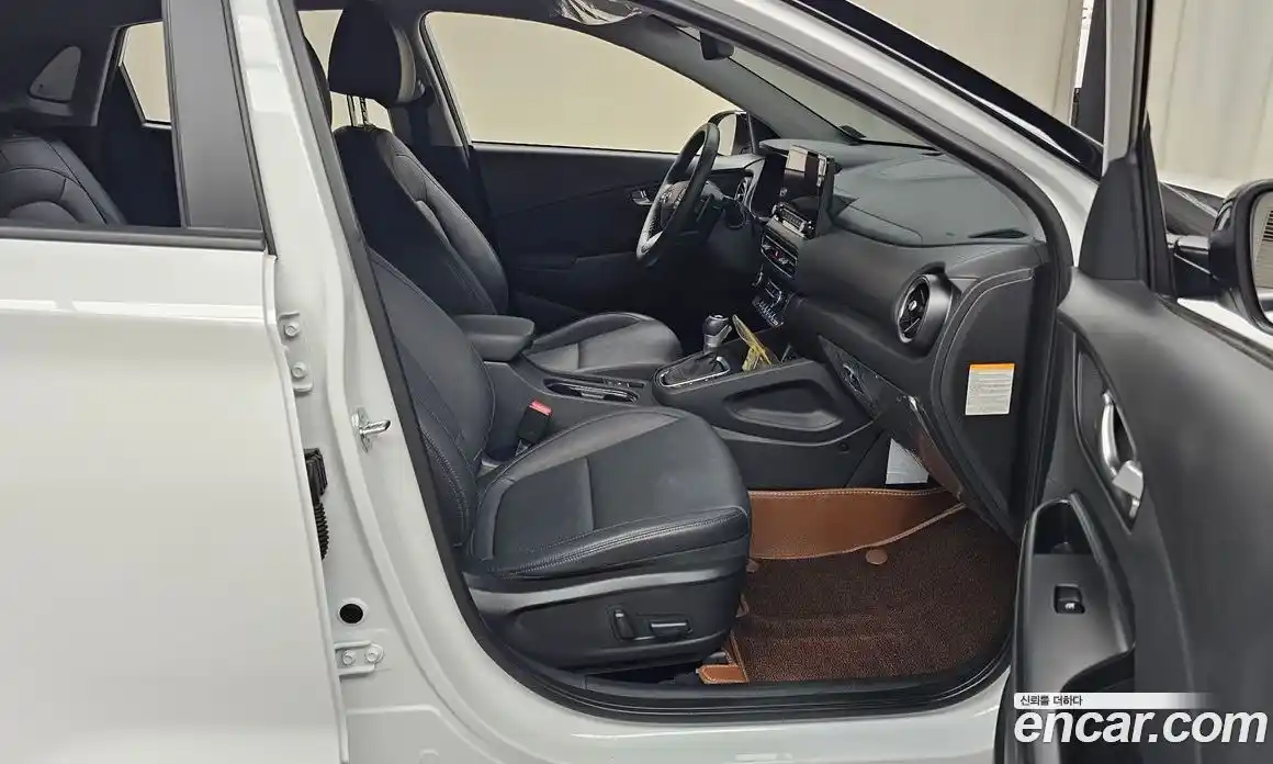 Hyundai Kona 2023 1.6 автомат (гидро), фото 16