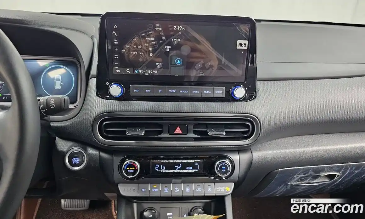 Hyundai Kona 2023 1.6 автомат (гидро), фото 18