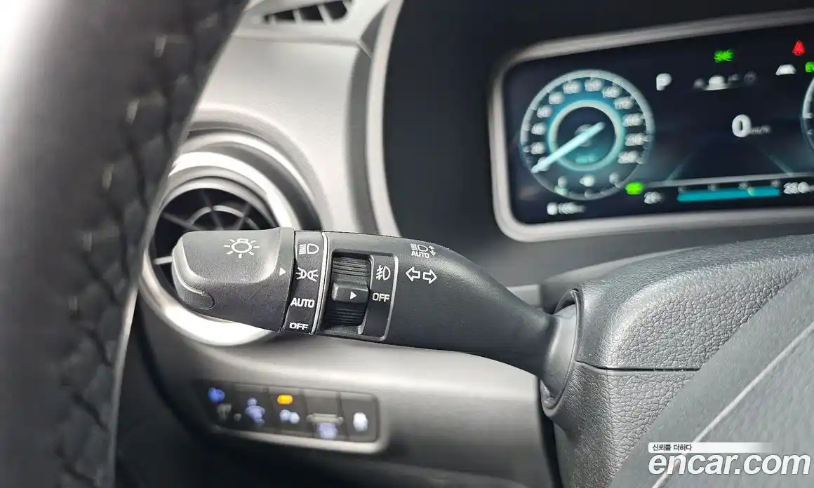 Hyundai Kona 2023 1.6 автомат (гидро), фото 29