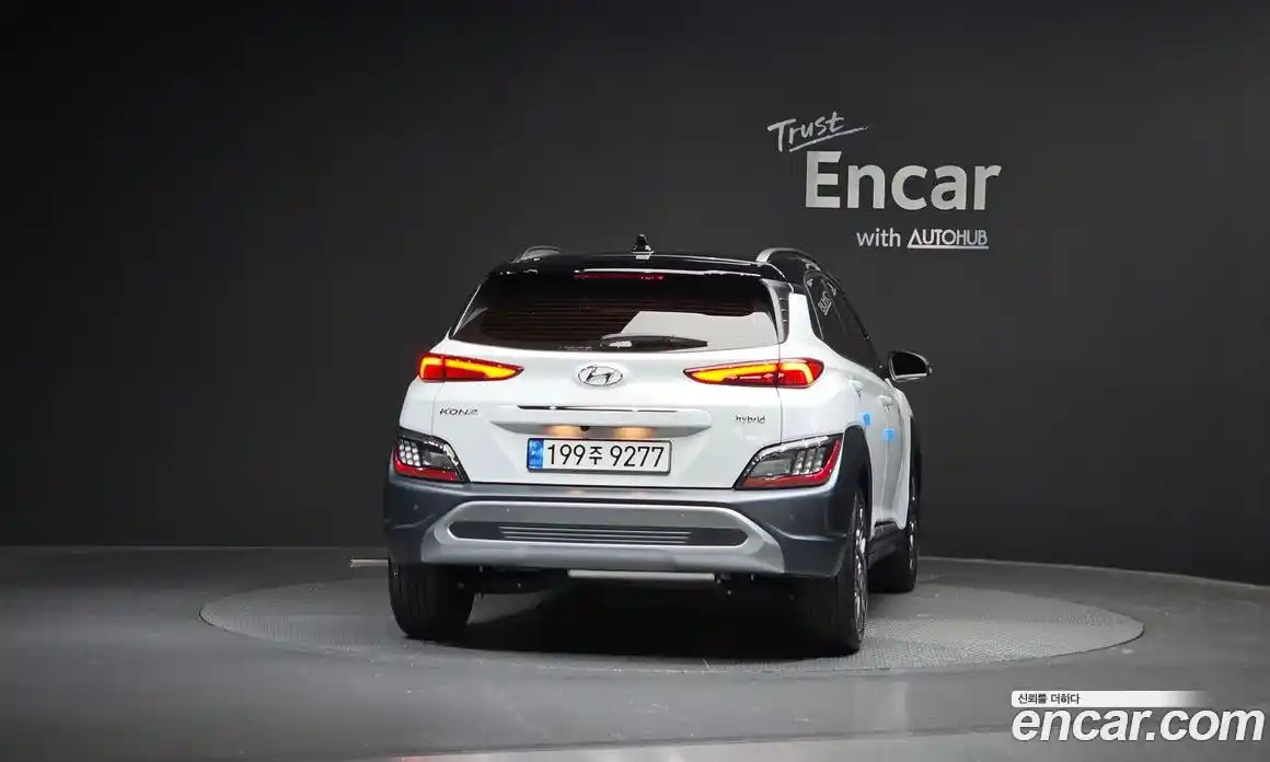 Hyundai Kona 2023 1.6 автомат (гидро), фото 4