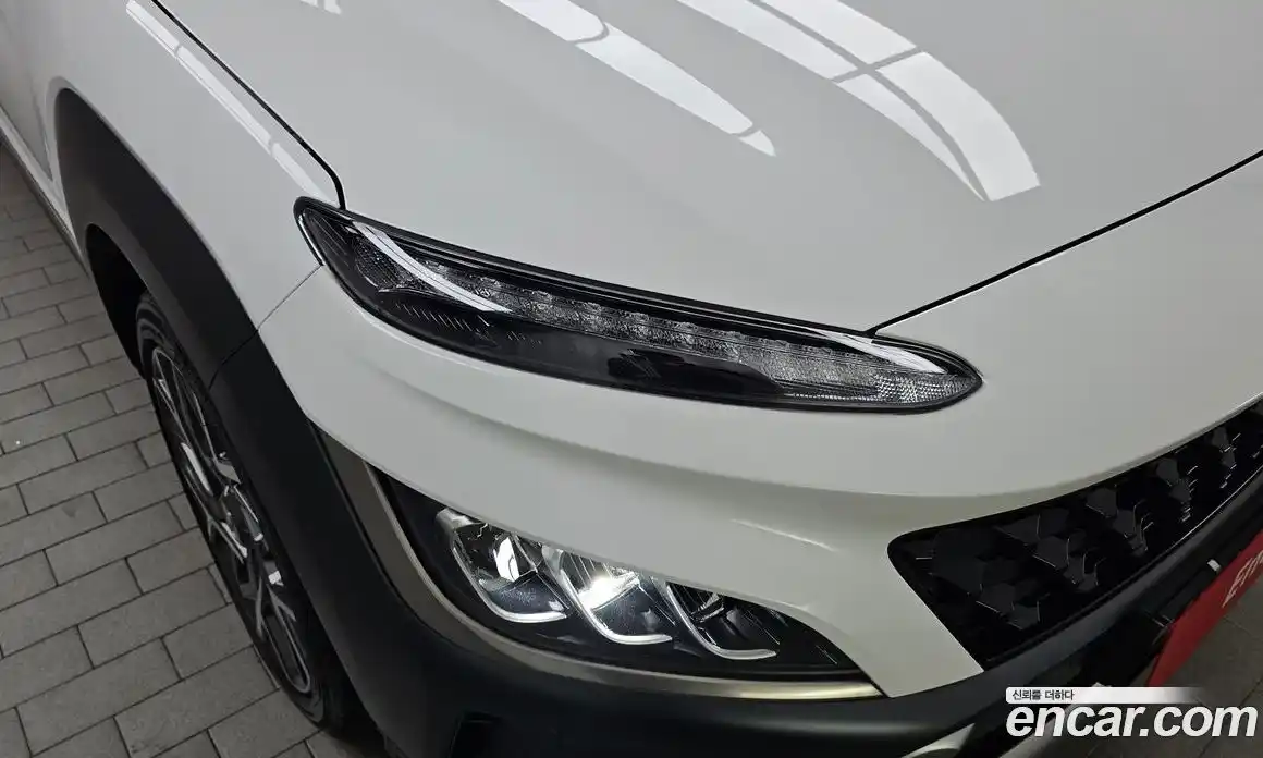 Hyundai Kona 2023 1.6 автомат (гидро), фото 8