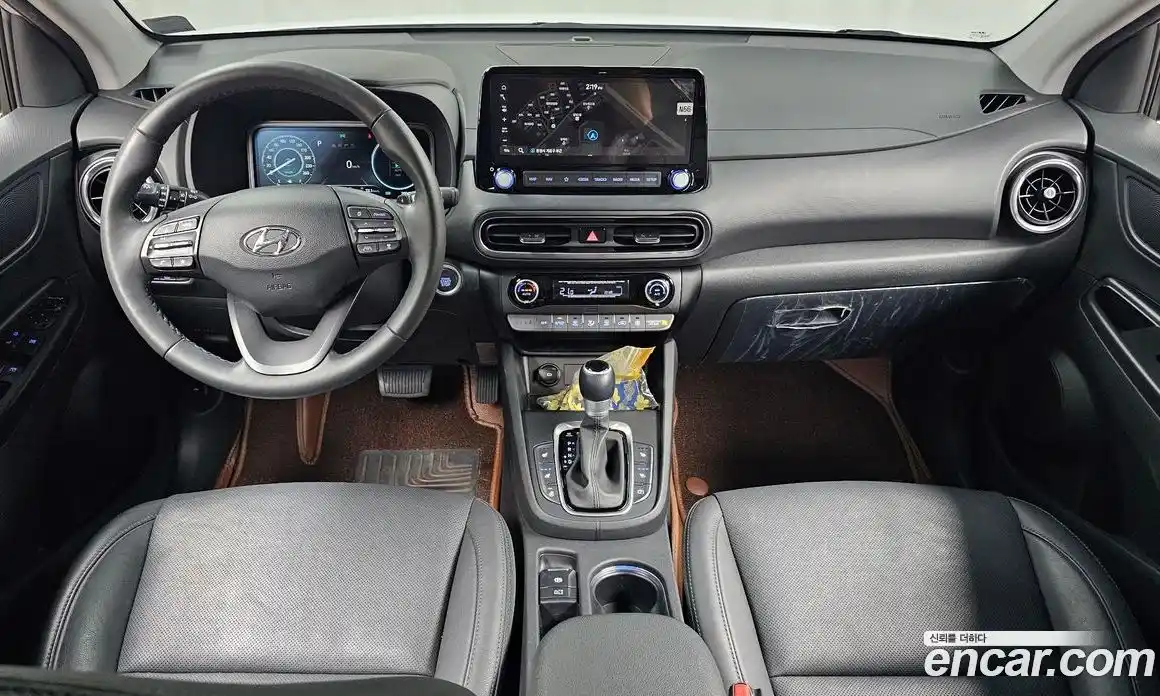 Hyundai Kona 2023 1.6 автомат (гидро), фото 10