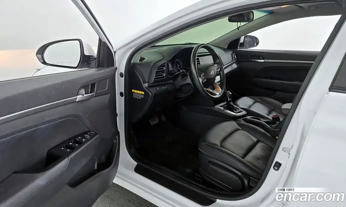 Hyundai Avante 2019 1.6 гидро, фото 10