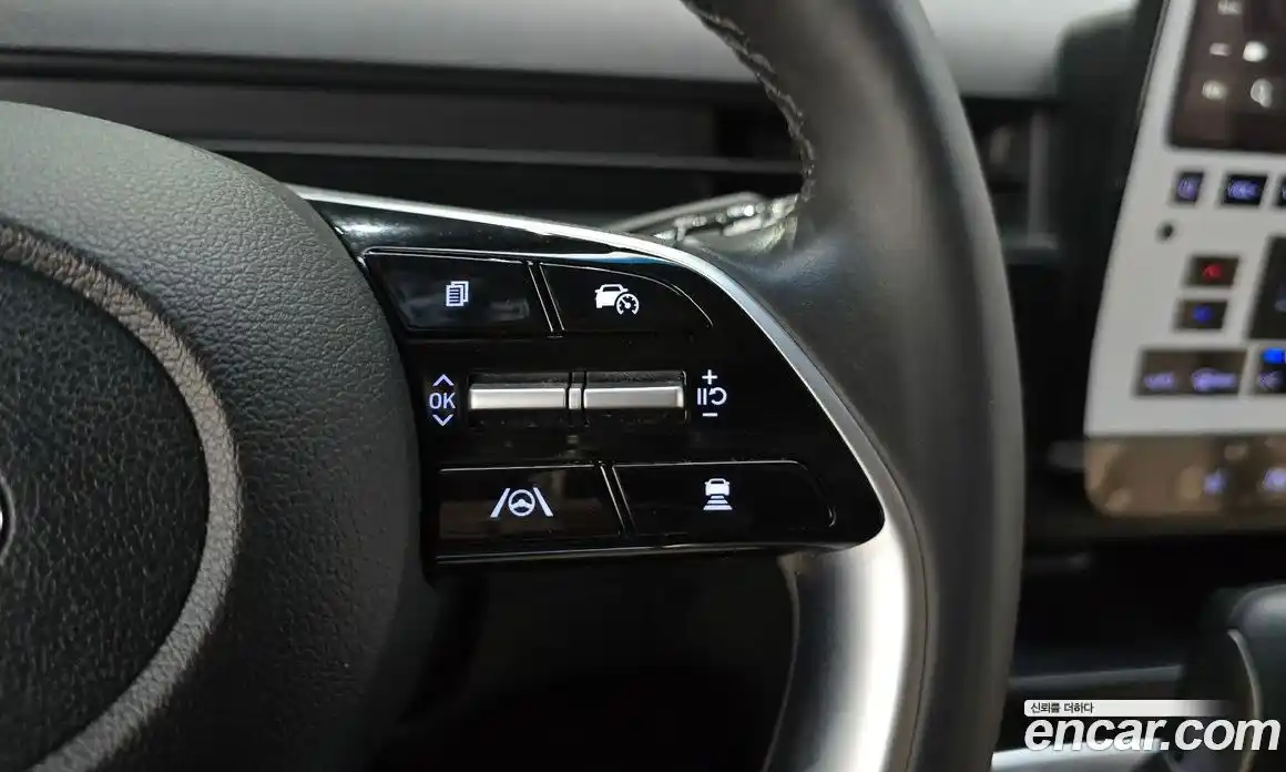Hyundai Staria 2022 2.2 автомат (гидро), фото 22