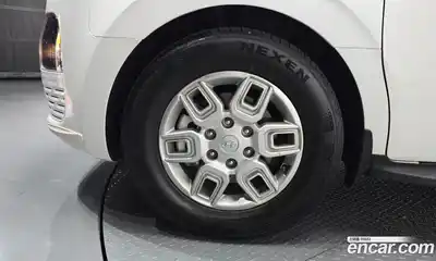 Hyundai Staria 2022 2.2 автомат (гидро), миниатюра 5