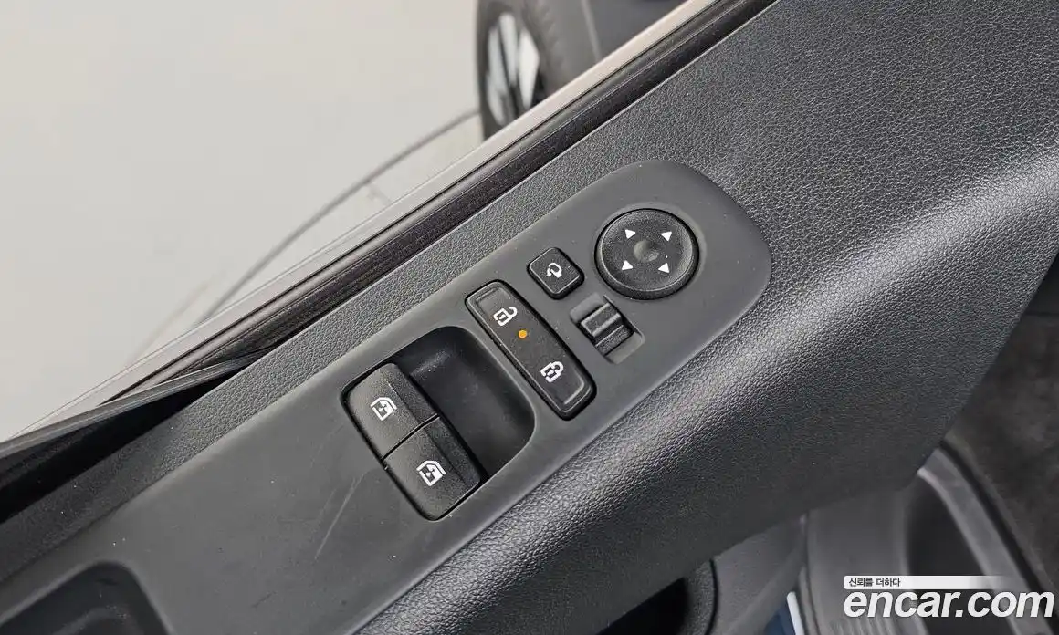 Hyundai Staria 2024 1.6 автомат (гидро), фото 22