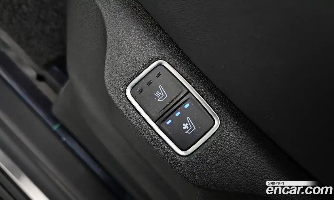 Hyundai Staria 2024 1.6 автомат (гидро), фото 29