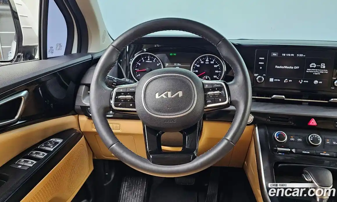 Kia Carnival 2023 3.5 автомат (гидро), фото 14